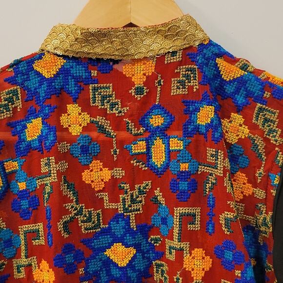 Sheer Overlay Top with floral stitching Half Zip Festival Attire - Picture 8 of 9